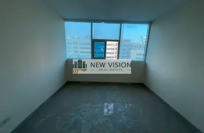 شقة - 2 غرف نوم - 2 حمامات للايجار في مجمع صحارى - النهدة - الشارقة