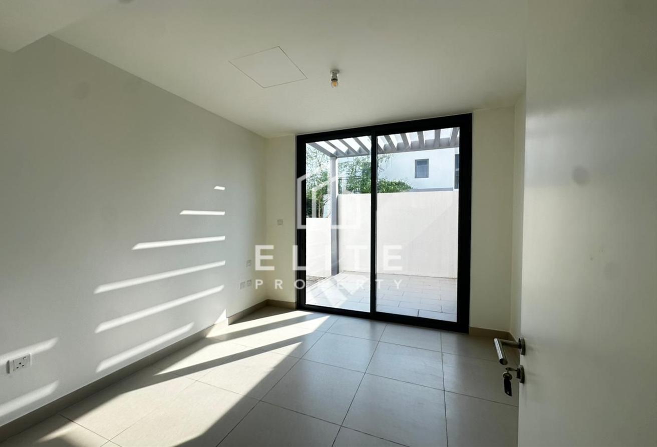 Cameltrack | | Upgraded | Close to Amenities photo 4