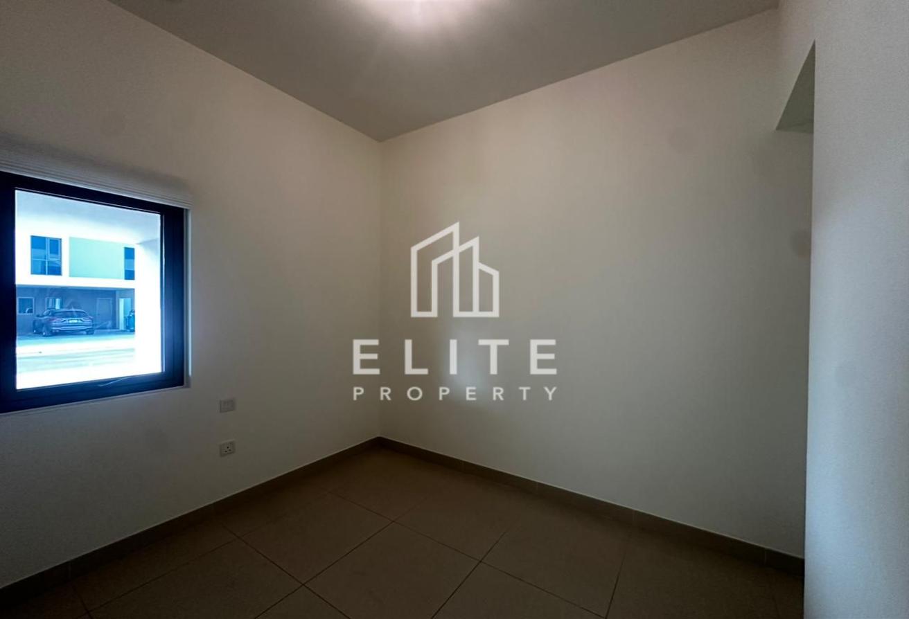 Cameltrack | | Upgraded | Close to Amenities photo 14