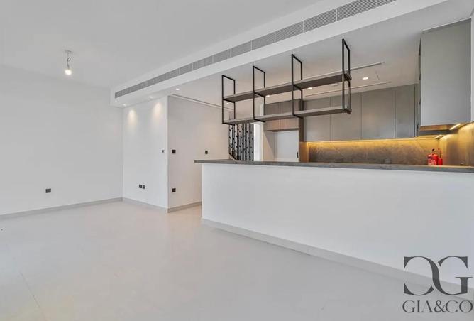 92260879 - Property Image 3
