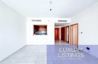 Apartment - 1 - 1 for rent in The Links East Tower - The Links - The Views - Dubai