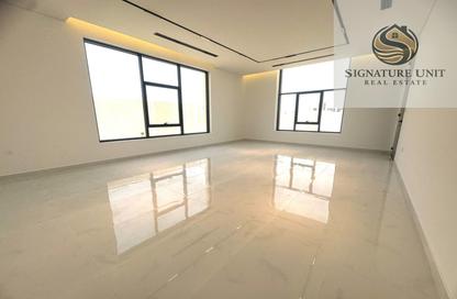 Villa - 4 Bedrooms - 6 Bathrooms for rent in Al Aweer 1 - Al Aweer - Dubai Villa - 4 Bedrooms - 6 Bathrooms for rent in Al Aweer 1 - Al Aweer - Dubai