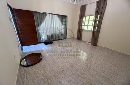 Villa - 3 - 4 for rent in Al Rifa'ah - Al Heerah - Sharjah