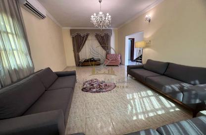 Villa - 3 - 4 for rent in Al Rifa'ah - Al Heerah - Sharjah