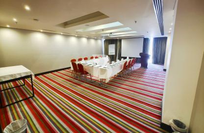 Office Space - Studio for rent in Crystal Tower - Business Bay - Dubai