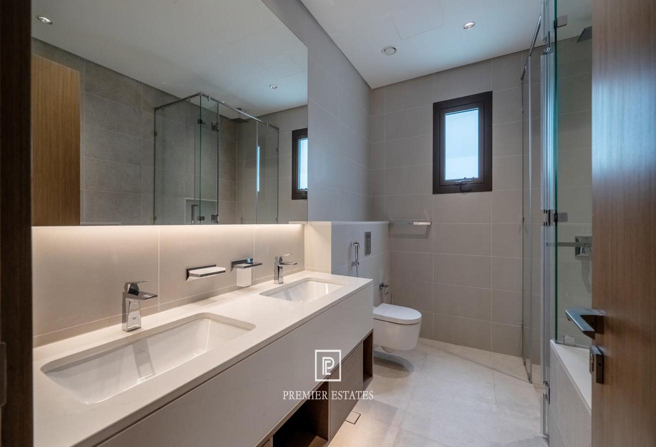 Luxury Villa | Private Pool | District One Living photo 15