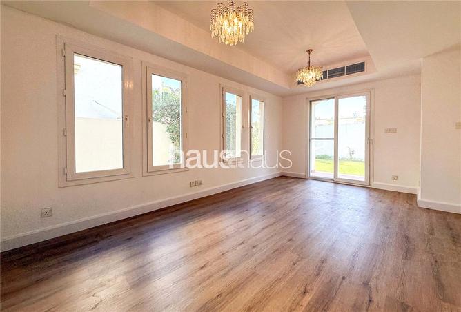 16005332 - Property Image 2