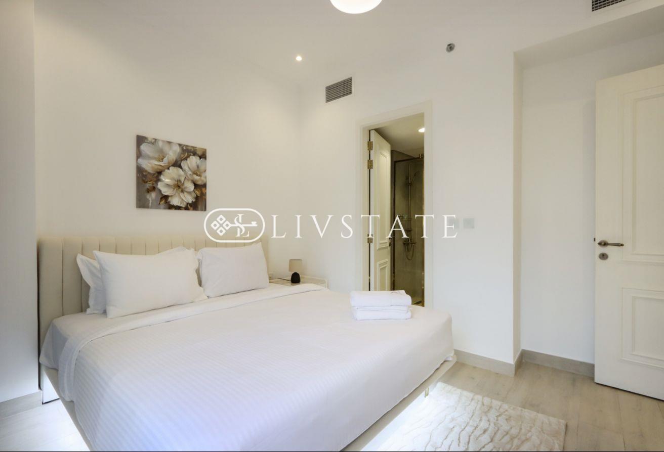 Large Balcony | Spacious Layout | ParkView photo 2