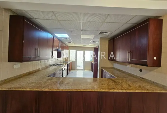 166104854 - Property Image 3
