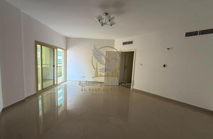 Apartment - 2 - 3 for rent in Al Majaz 2 - Al Majaz - Sharjah