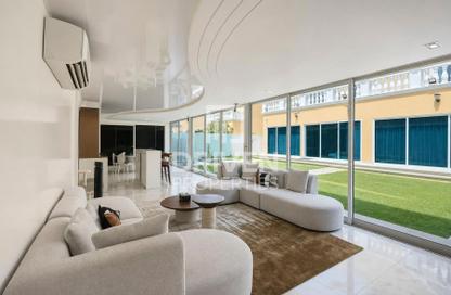 Villa - 6 - 6 for sale in District 2 - Jumeirah Park - Dubai Villa - 6 - 6 for sale in District 2 - Jumeirah Park - Dubai