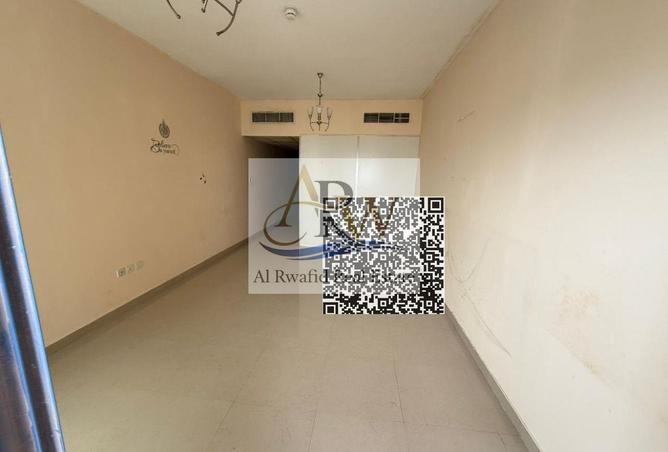 72721380 - Property Image 3