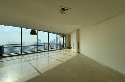 شقة - 2 غرف نوم - 2 حمامات للبيع في سكاي جاردنز - مركز دبي المالي العالمي - دبي
