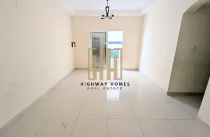 Apartment - 2 Bedrooms - 2 Bathrooms for rent in Muwaileh 3 Building - Muwaileh - Sharjah