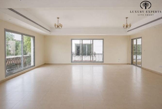 94028787 - Property Image 3