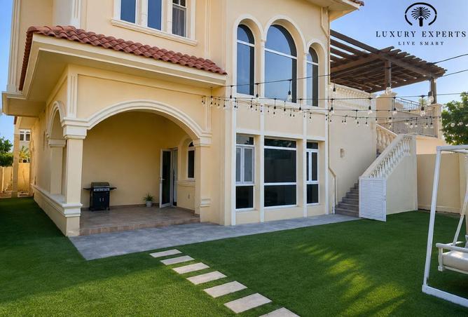 94028787 - Property Main Image