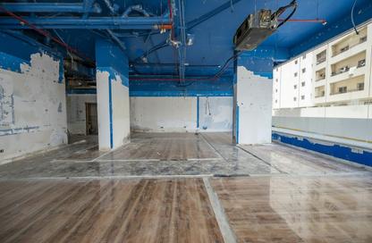 Shop - Studio for rent in Solanki Palacio - CBD (Central Business District) - International City - Dubai
