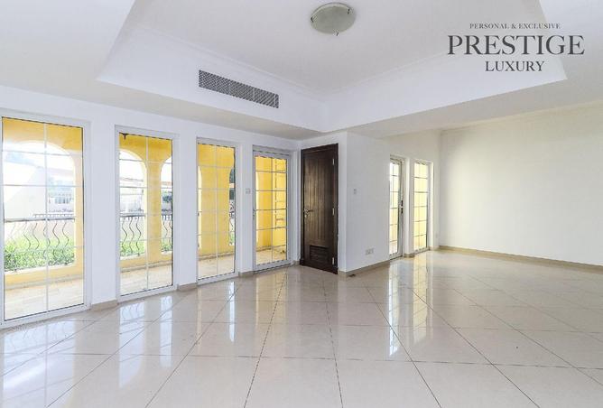 71130482 - Property Main Image