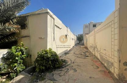 Villa - 5 Bedrooms - 4 Bathrooms for sale in Cornish Tower - Al Rumaila - Ajman