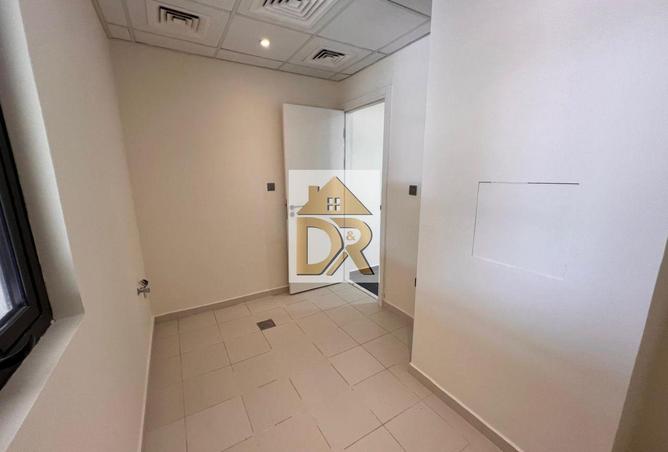 92277595 - Property Image 2