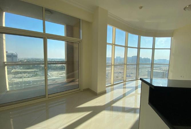 77780134 - Property Image 2