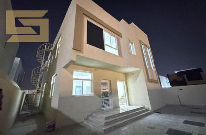 Villa - 4 - 6 for rent in Al Zaheya Gardens - Al Zahya - Ajman
