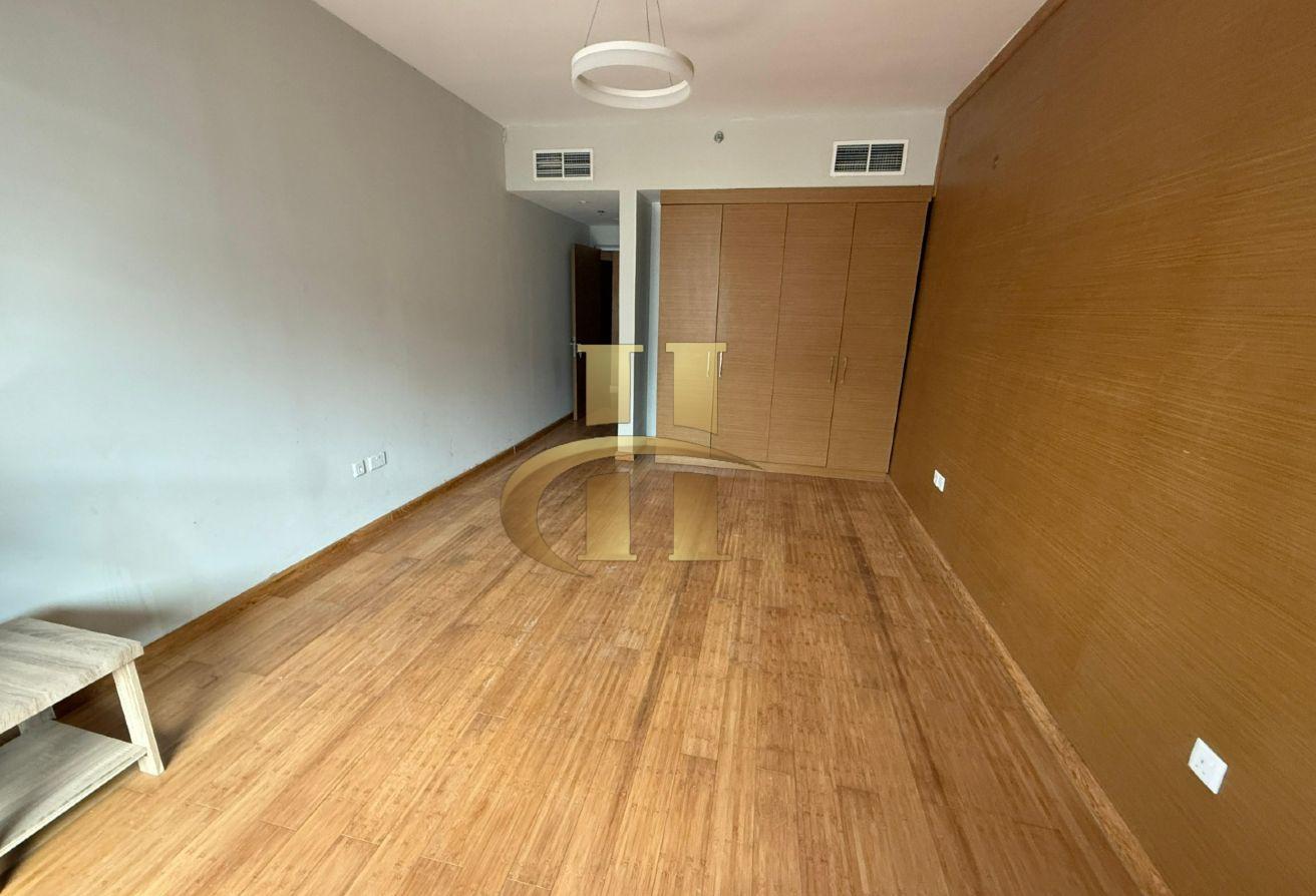 Luxury 1 BHK | BBQ Area | Vacant photo 8