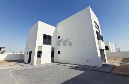 Villa - 5 Bedrooms - 7 Bathrooms for rent in Alreeman II - Al Shamkha - Abu Dhabi