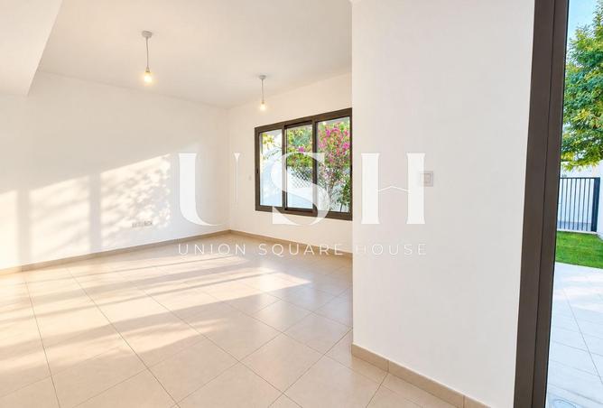 3-bed townhouse in Safi Townhouses · Vacant · Maid's room — photo 3