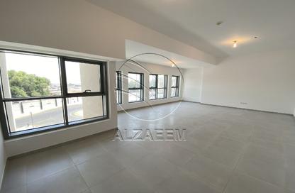 Apartment - 3 - 4 for rent in Bloom Marina - Al Bateen - Abu Dhabi