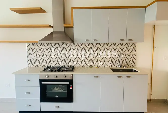 165033312 - Property Image 2