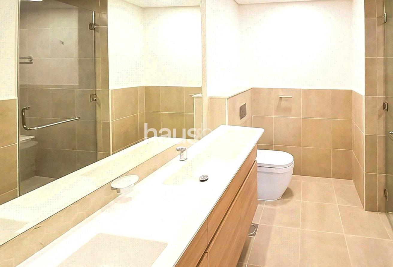 Open and Covered Terraces | Prime Location | 4 Bed photo 15