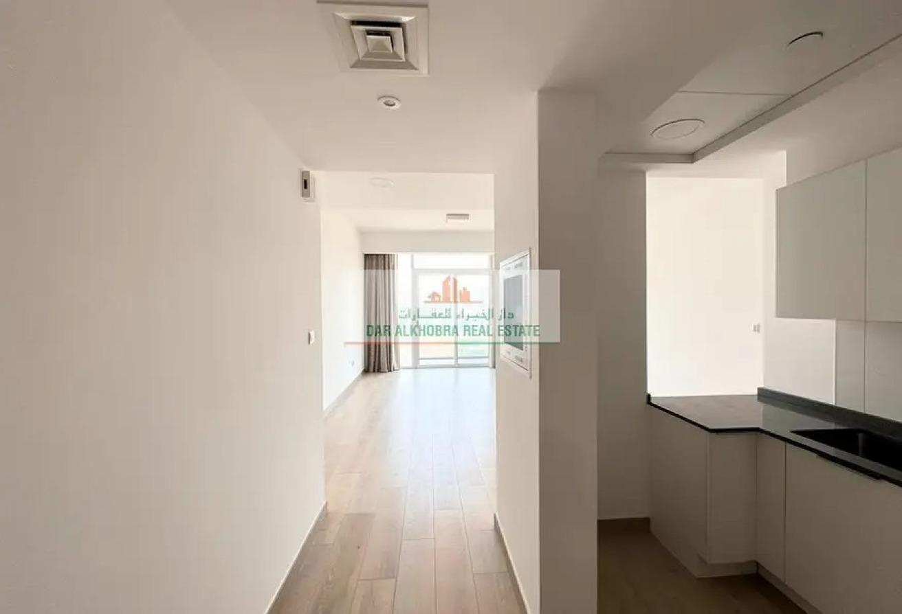 Open-Plan 1BR | Bloom Heights 2 | Balcony & Street photo 5