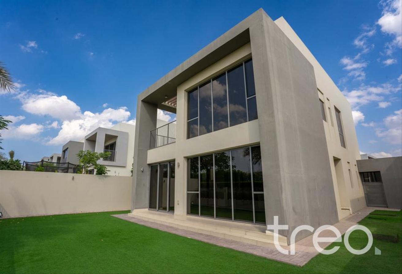 Vacant now | Unfurnished | Landscaped photo 18