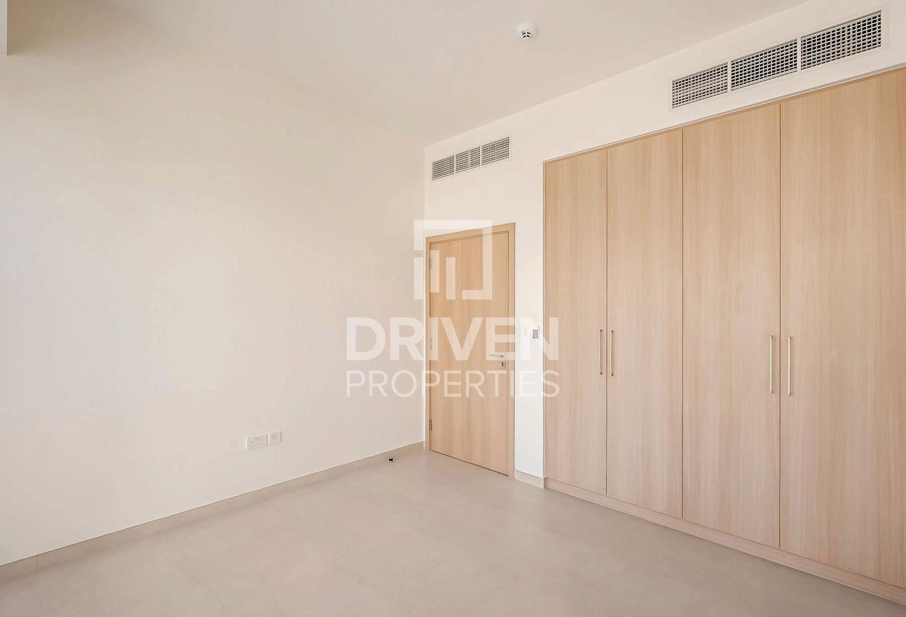 Best Location | Key in Hand | Unique Layout photo 4