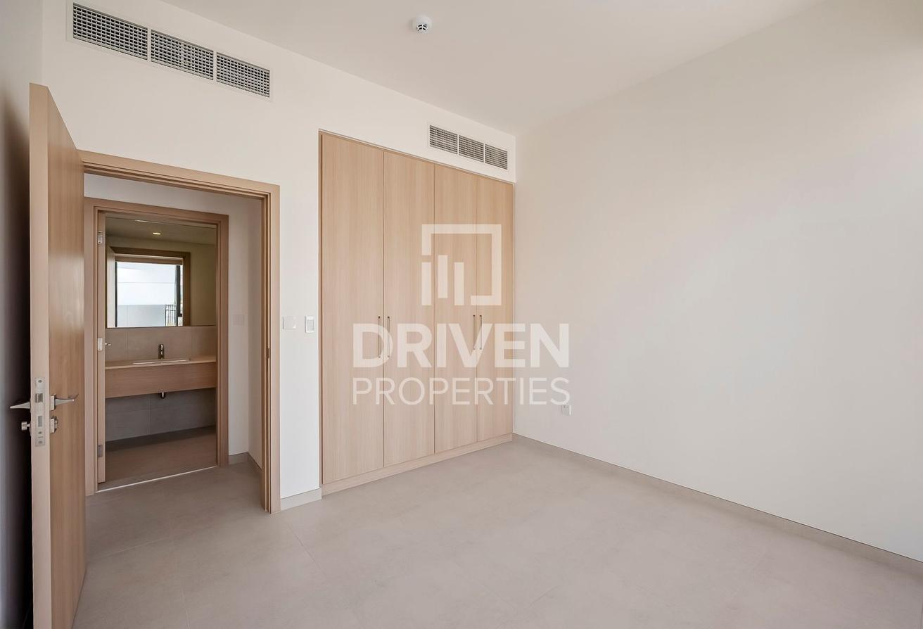 Best Location | Key in Hand | Unique Layout photo 8