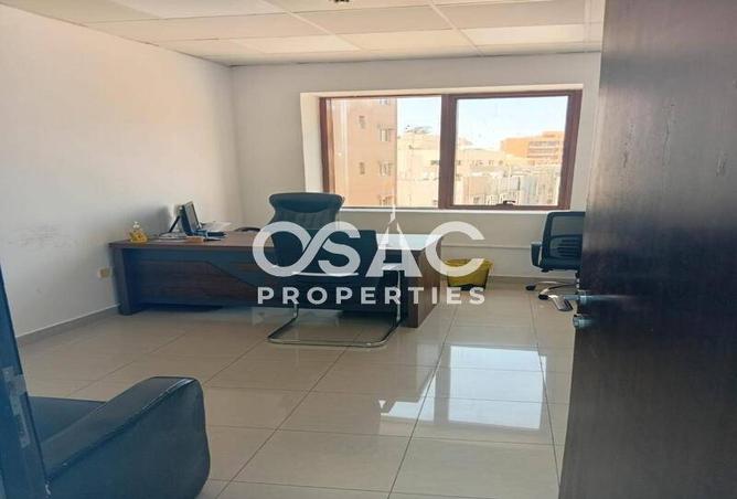 121990560 - Property Image 2