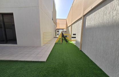 Townhouse - 3 Bedrooms - 4 Bathrooms for rent in Nasma Residence - Al Tai - Sharjah