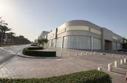 Retail - Studio - 4 Bathrooms for rent in Al Muteena - Deira - Dubai