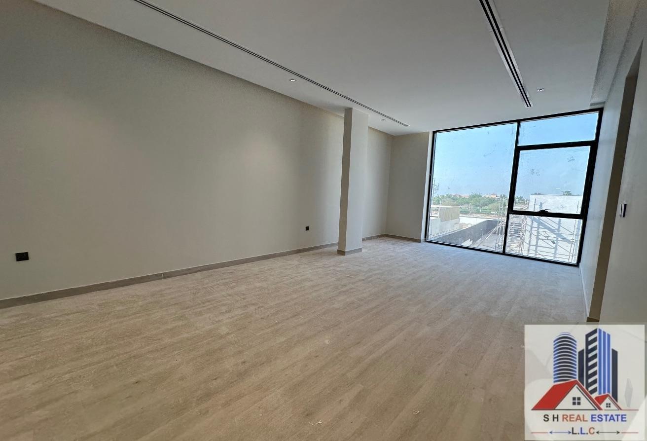 Brand New 5Master Bedrooms Villa Price Nogatible photo 14