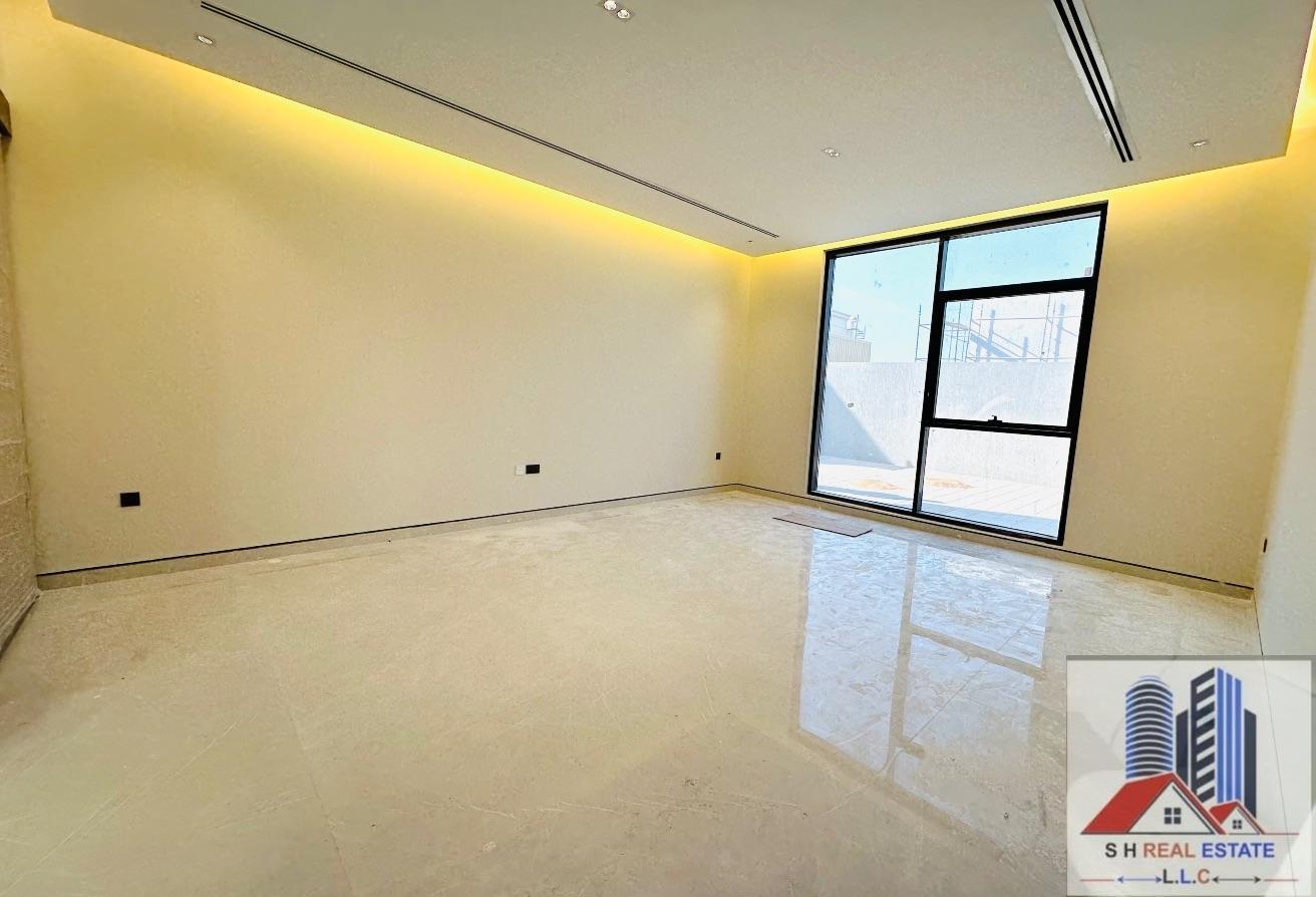 Brand New 5Master Bedrooms Villa Price Nogatible photo 7