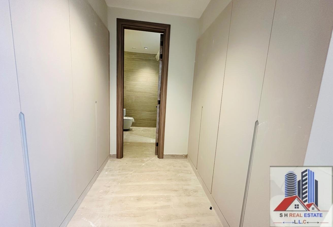 Brand New 5Master Bedrooms Villa Price Nogatible photo 17