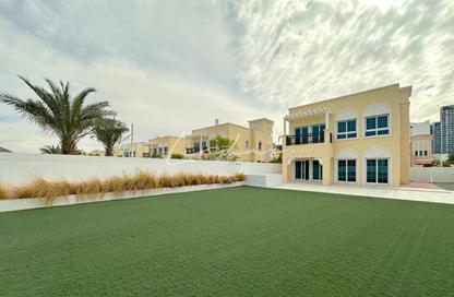 Villa - 2 Bedrooms - 4 Bathrooms for sale in District 16 - Jumeirah Village Circle - Dubai