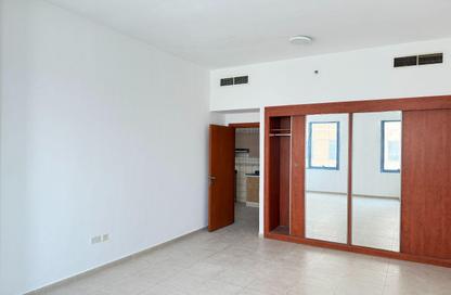 Apartment - 1 Bedroom - 1 Bathroom for rent in Palace Tower 2 - Palace Towers - Dubai Silicon Oasis - Dubai