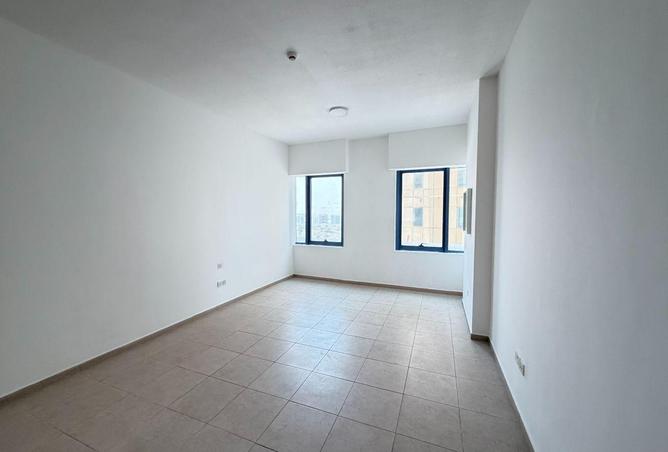 114600821 - Property Image 3