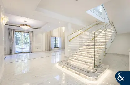 Villa - 4 Bedrooms - 4 Bathrooms for rent in Entertainment Foyer - European Clusters - Jumeirah Islands - Dubai
