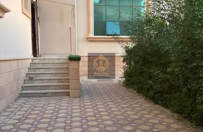 فيلا - 1 حمام للايجار في مدينة محمد بن زايد - أبوظبي