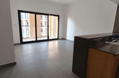 Apartment - 1 Bedroom - 2 Bathrooms for sale in Al Mamsha - Muwaileh - Sharjah