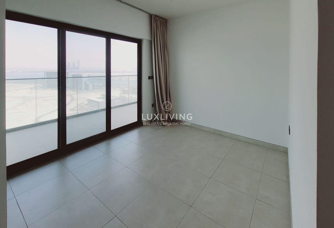 Burj Khalifa Vew | Vastu | Huge Balcony photo 8