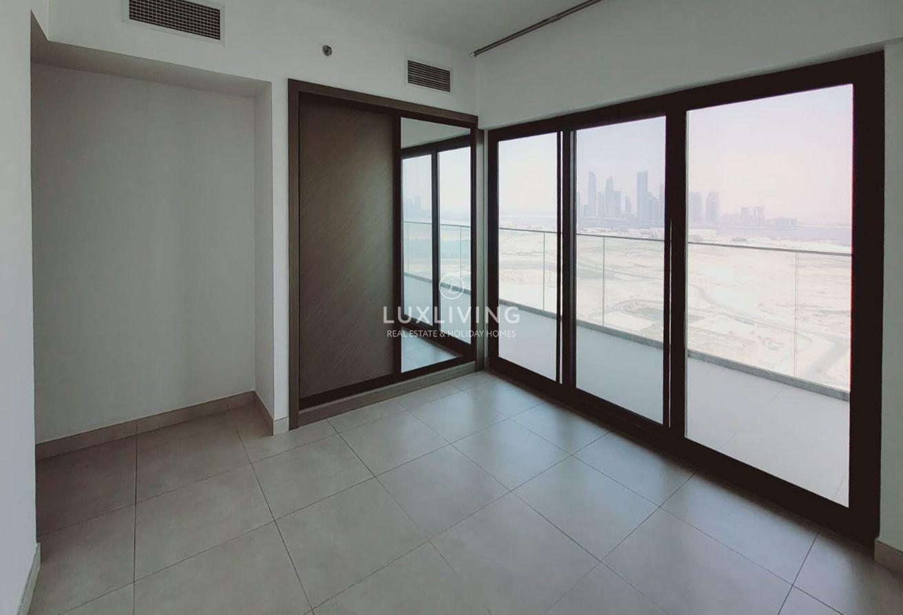 Burj Khalifa Vew | Vastu | Huge Balcony photo 13